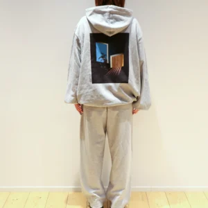 二人称展 ハーフジップパーカー