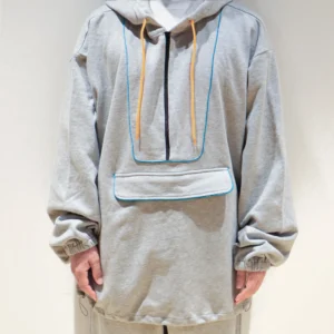 二人称展 ハーフジップパーカー